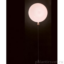 светильник розовый шар включён